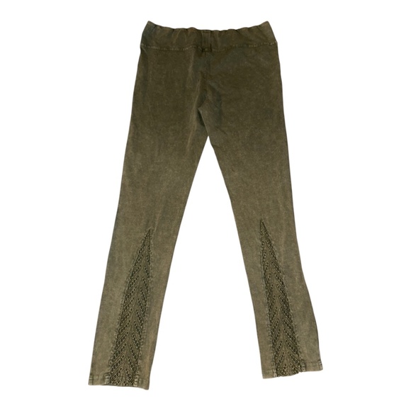 NWT Easel Mineral Wash Eyelet Leggings L - Picture 2 of 5